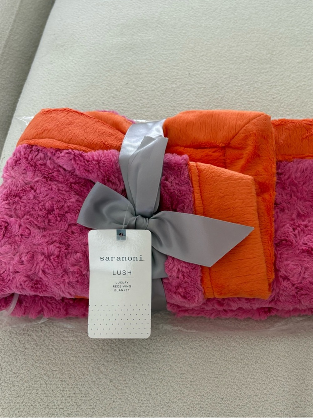 NWT - Saranoni Lush Pink & Orange Luxury Throw Blanket